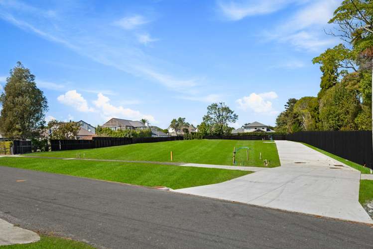11 Oscar Road Greenhithe_6