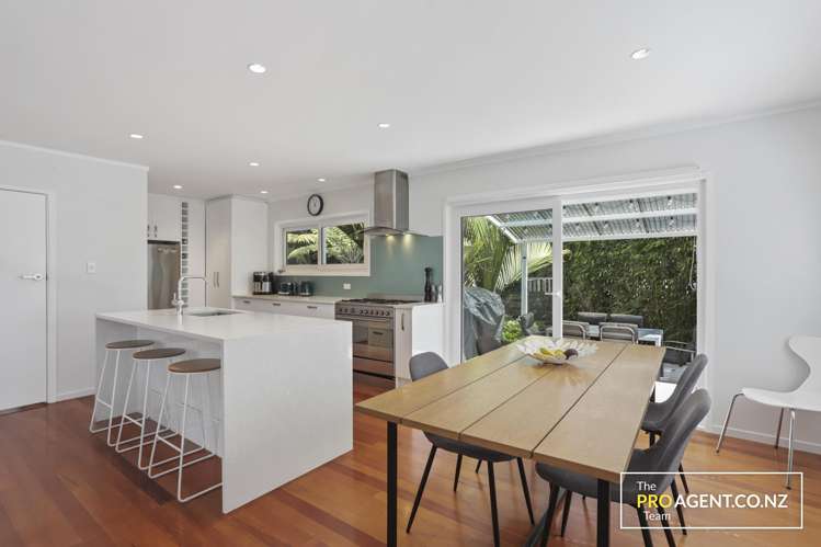 26 Daffodil Street Titirangi_9