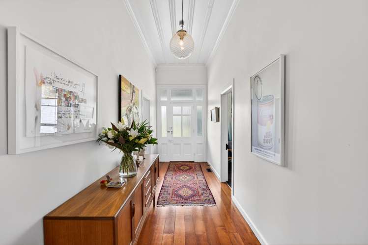 27 Neeve Road Taradale_14