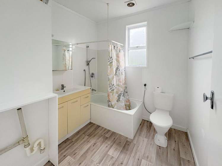 7a Ruihi Street Victoria_11