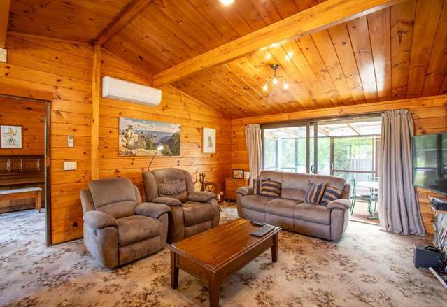 32 Old Station Road Ohakune_4