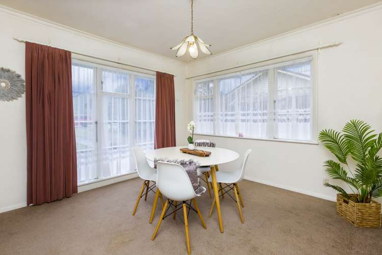 1022 Fergusson Drive Clouston Park_5