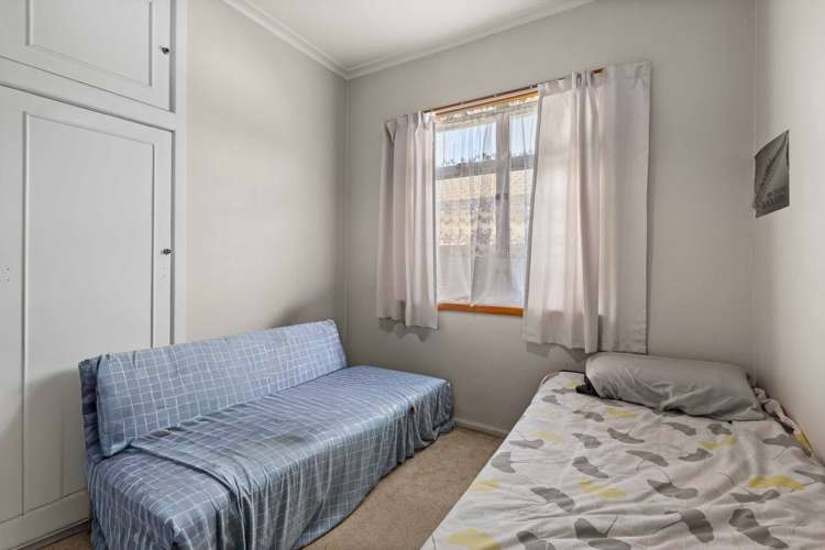 812 Lyell Street Akina_12