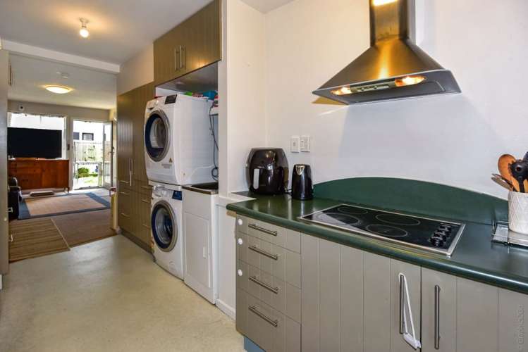 2/81 Southampton Street Sydenham_12