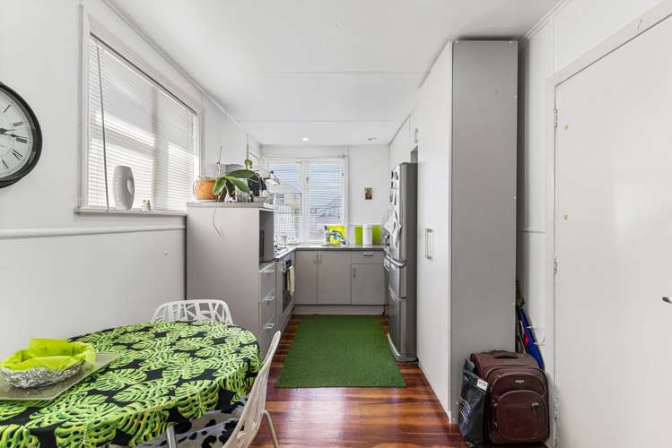 19 Taniwha Street Wai O Taiki Bay_11