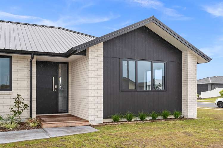 8 Te Piriti Road One Tree Point_24