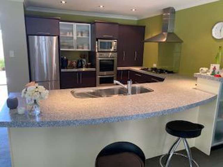 3c Kinross Drive Merrilands_8