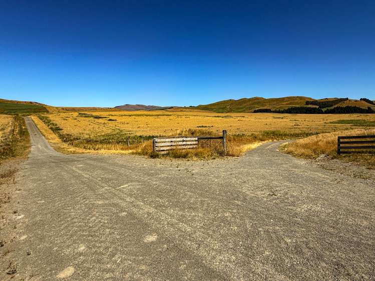 2996 Old Coach Road Clutha_8