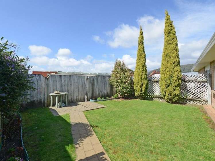 17/17 John Street Trentham_10