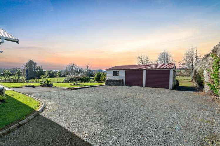 50 Kath Henry Lane Drury_17