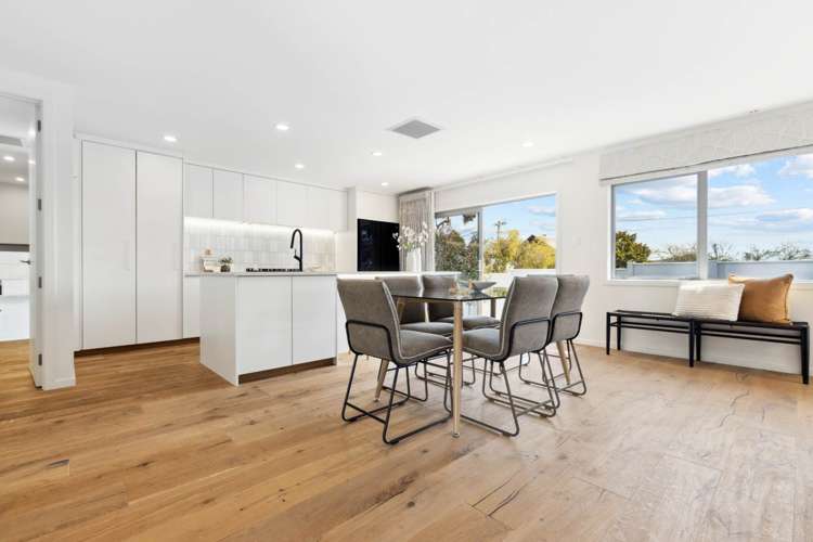 3-5 Aumoe Avenue St Heliers_6