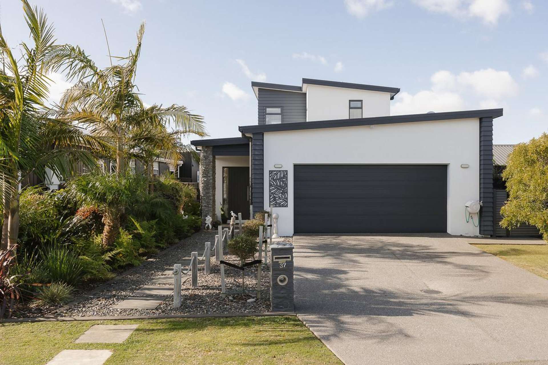 37 Coast Boulevard Papamoa_0
