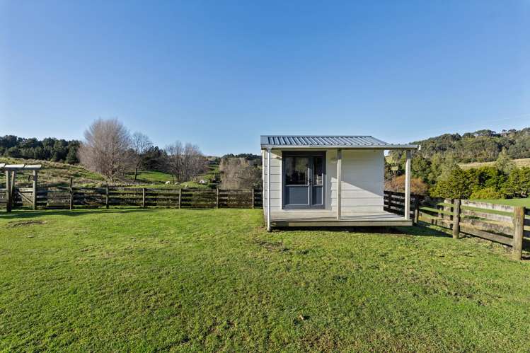 690 Haruru Road Wainui_18