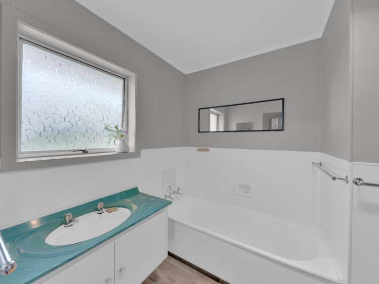 15 Maple Avenue Dinsdale_16