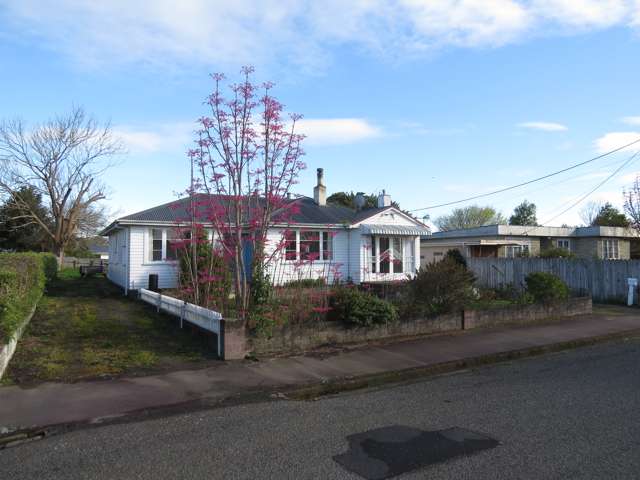 4 Crewe Street Pahiatua_2