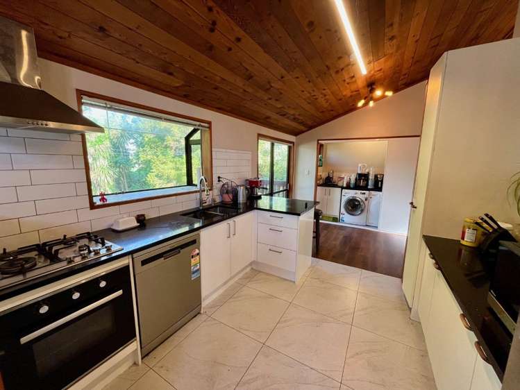 2/11 Firle Place Green Bay_9