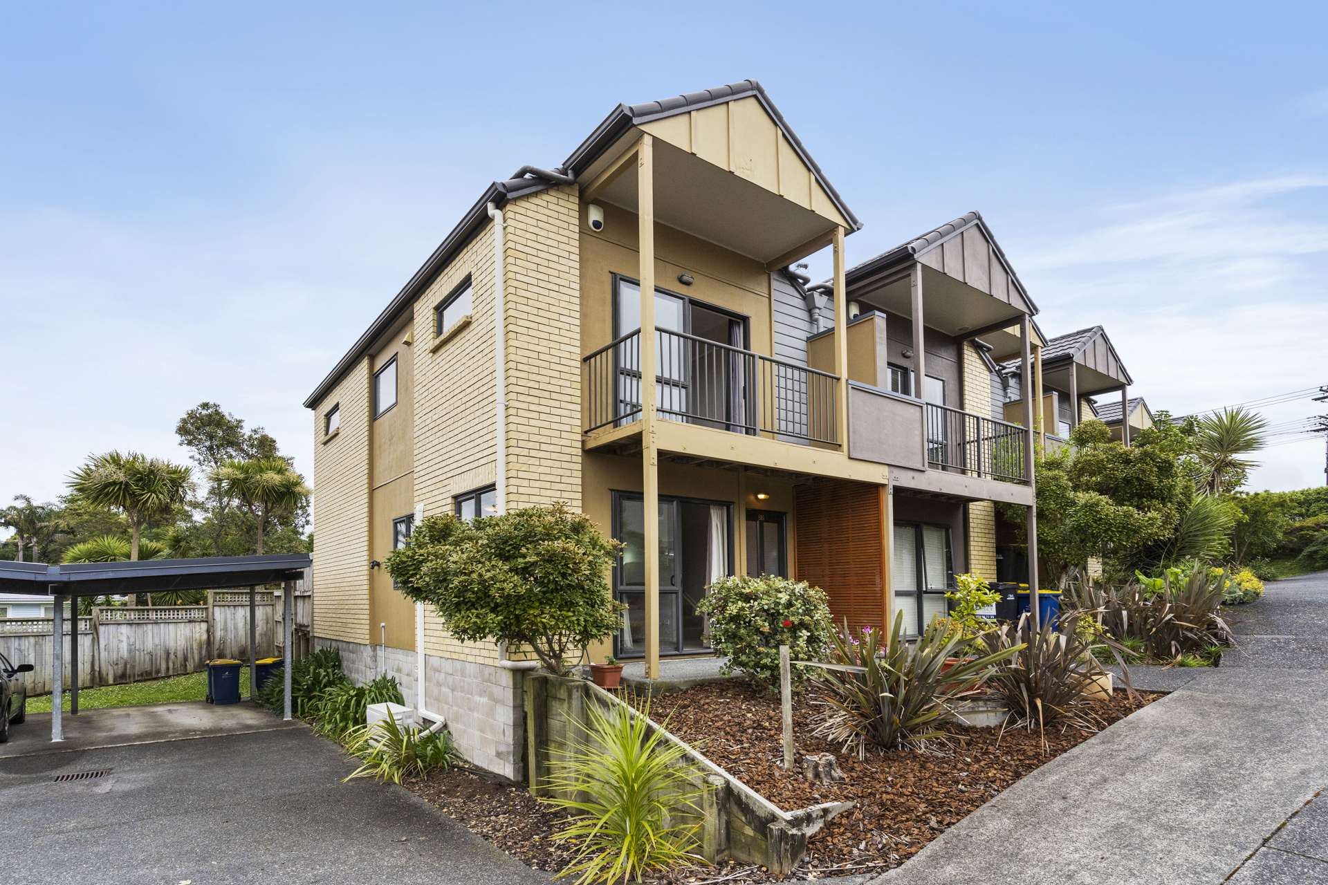 22/94 Glengarry Road Glen Eden_0