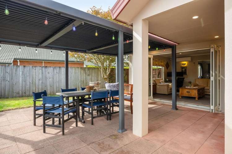 76 Saint James Drive Huntington_18
