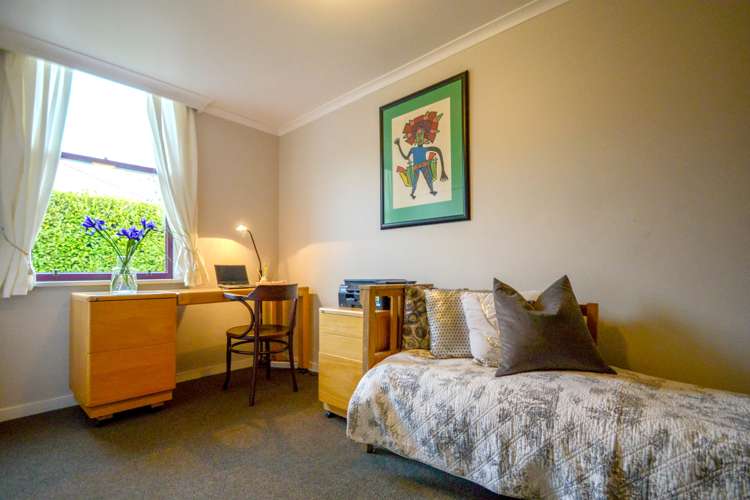 32 Whitehaven Street Lawrence_13