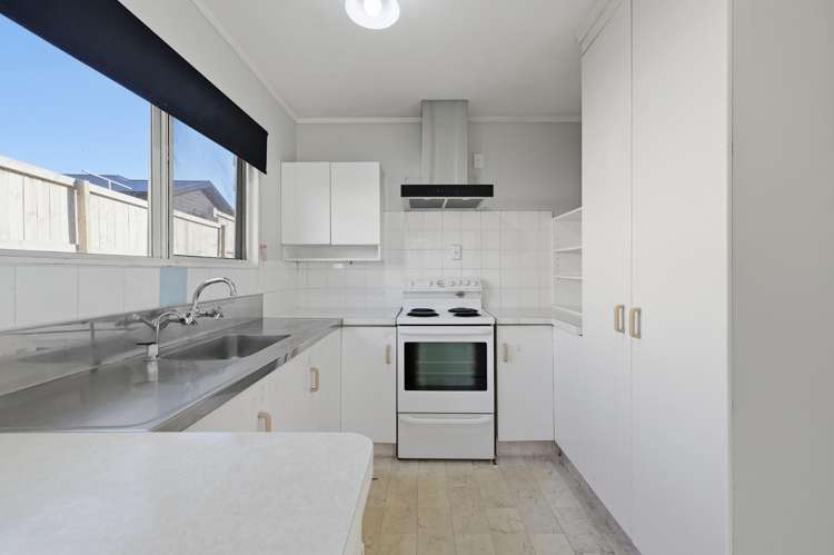 18B Alverstoke Road Parkvale_8