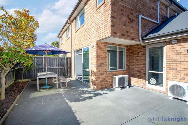 2/65 Brockworth Place Riccarton_2