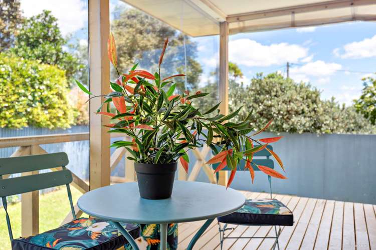 2/38 Takapu Street Henderson_2