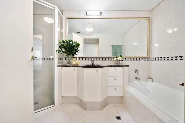 2305/8 Albert Street Auckland Central_10