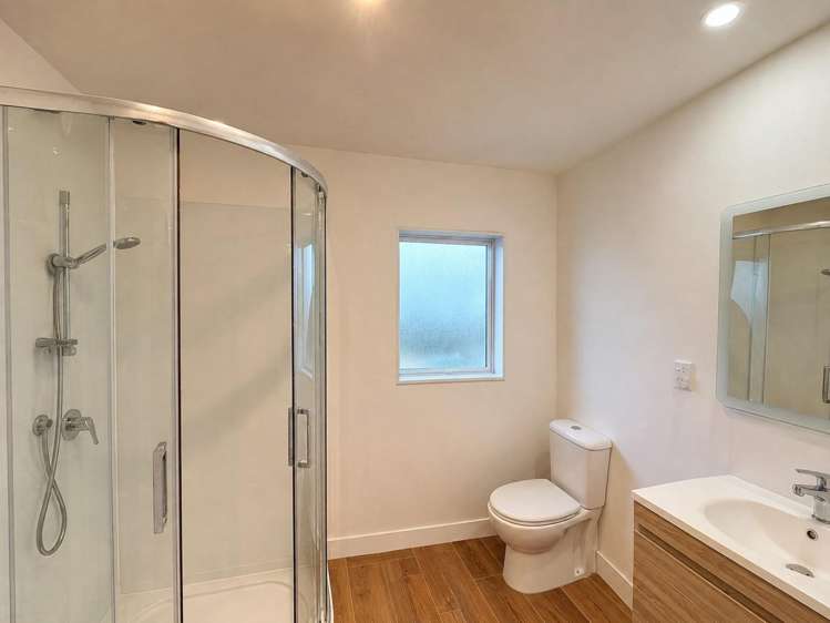 1/1 Lambrown drive Totara Vale_7