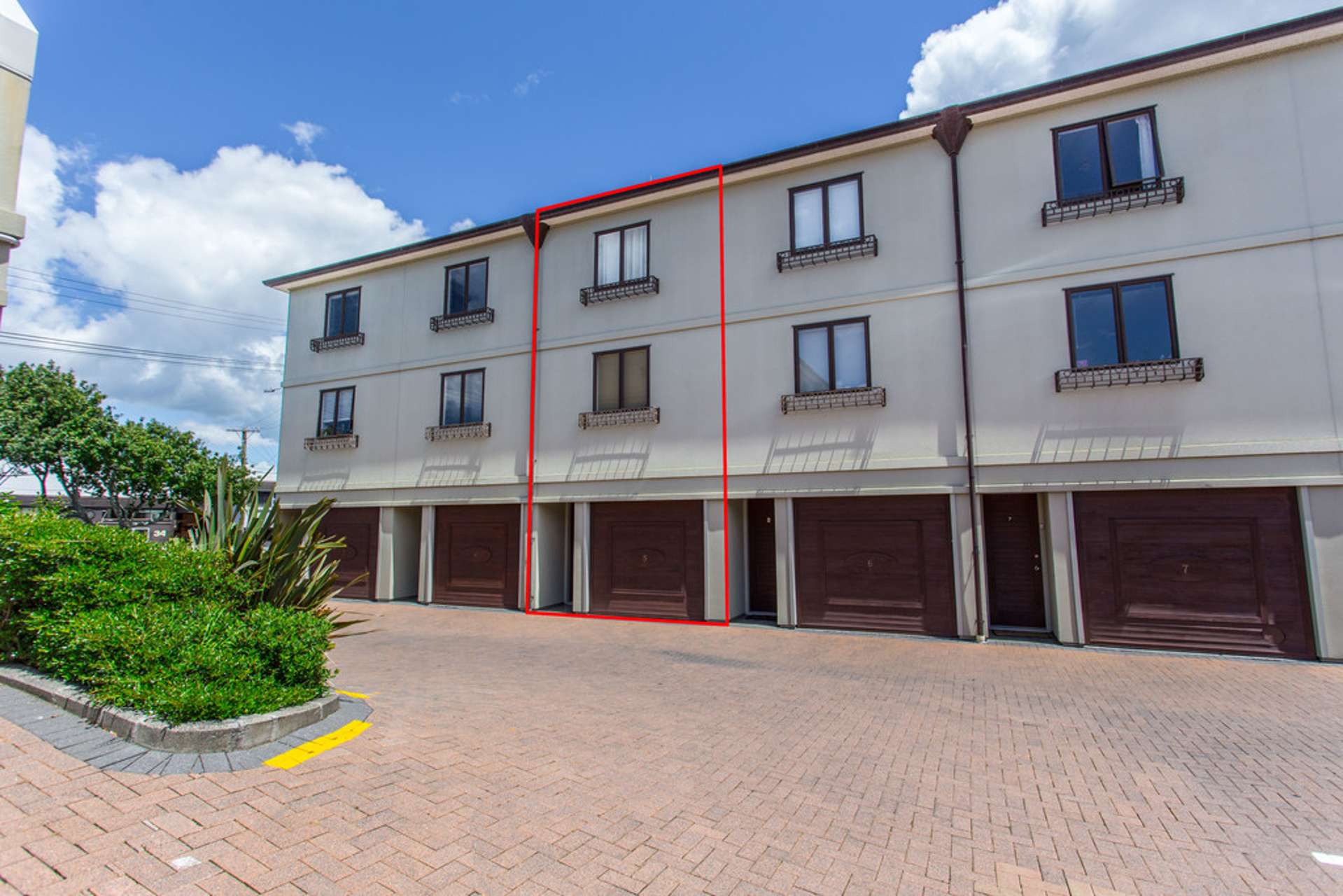 5/27 Rossmay Terrace Mount Eden_0