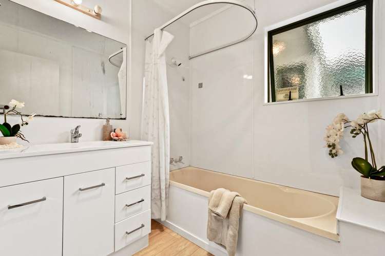 2/16 Airfield Road Takanini_15