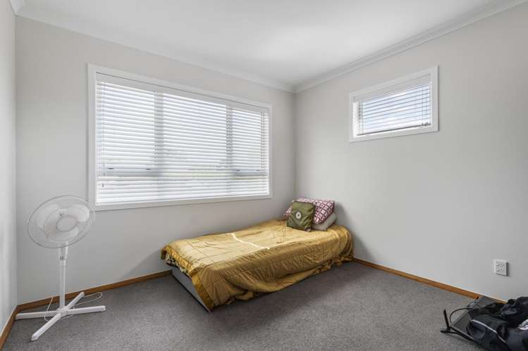 8 Orlando Street Stratford_11