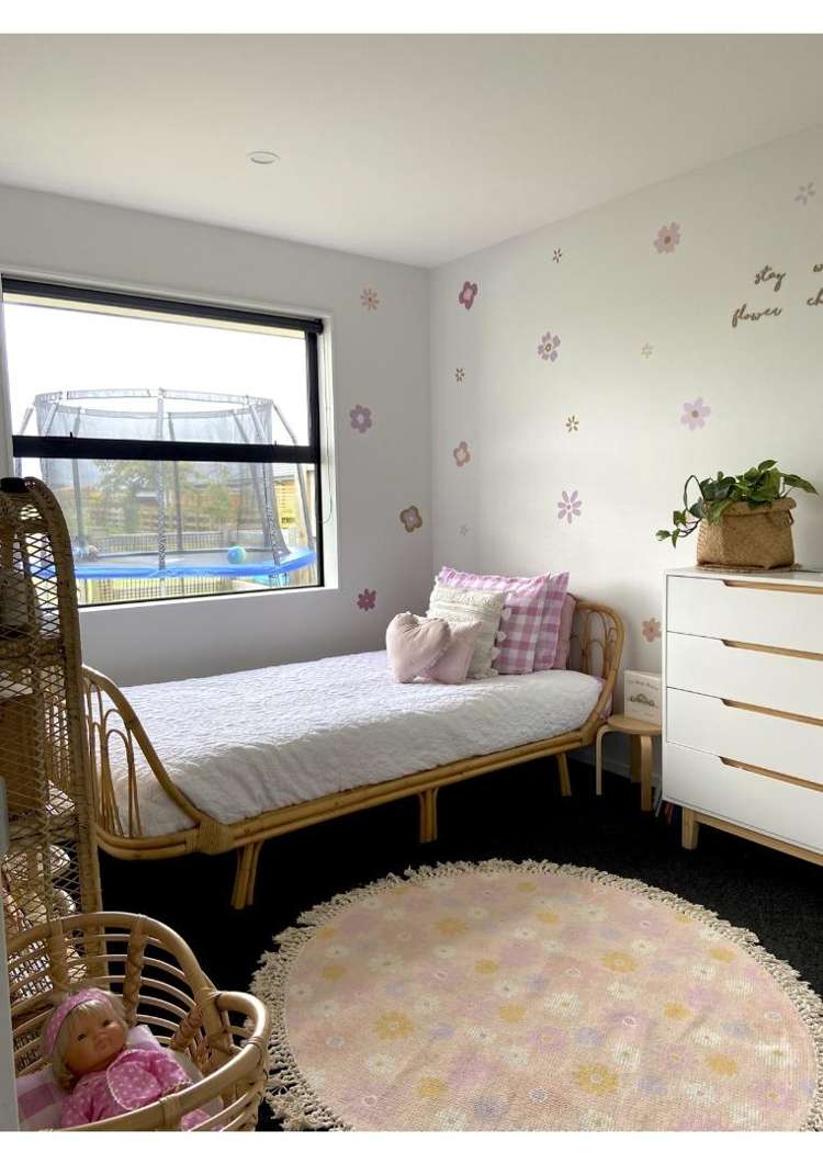 6 Gurners Lane 1476_6