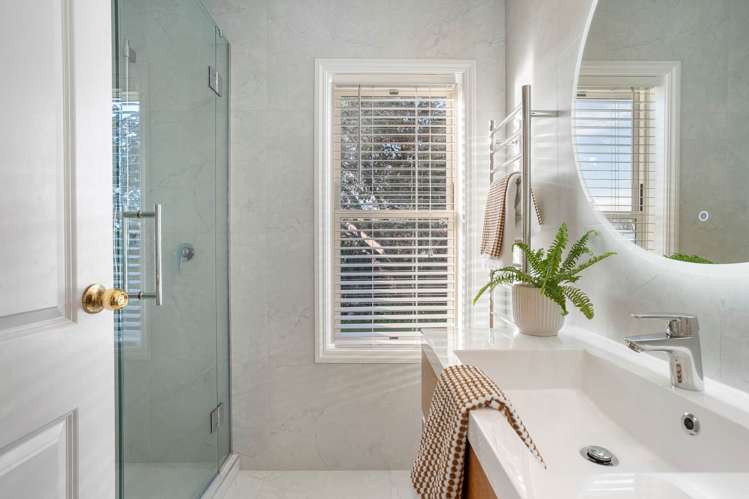 514 Riddell Road St Heliers_36