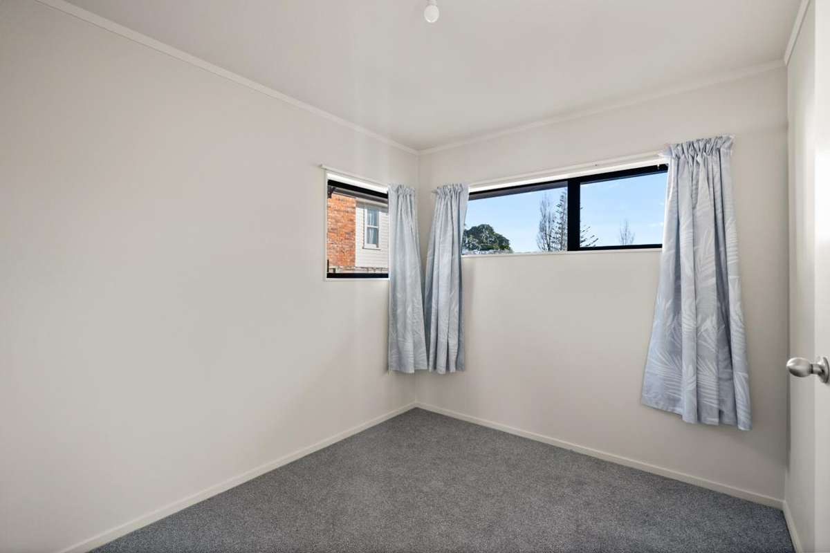 99 Boundary Road_5