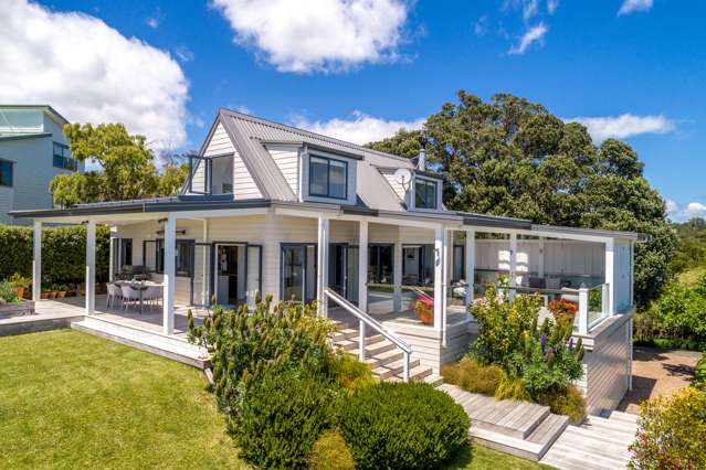 41 Waiheke Road and 10 Belle Terrace Onetangi_2