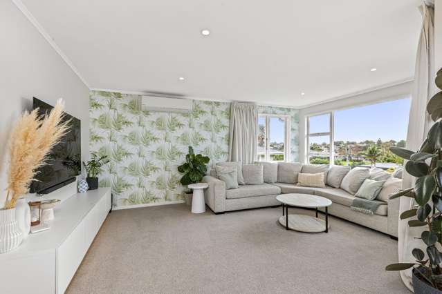 2/28 Bay Street Red Beach_1