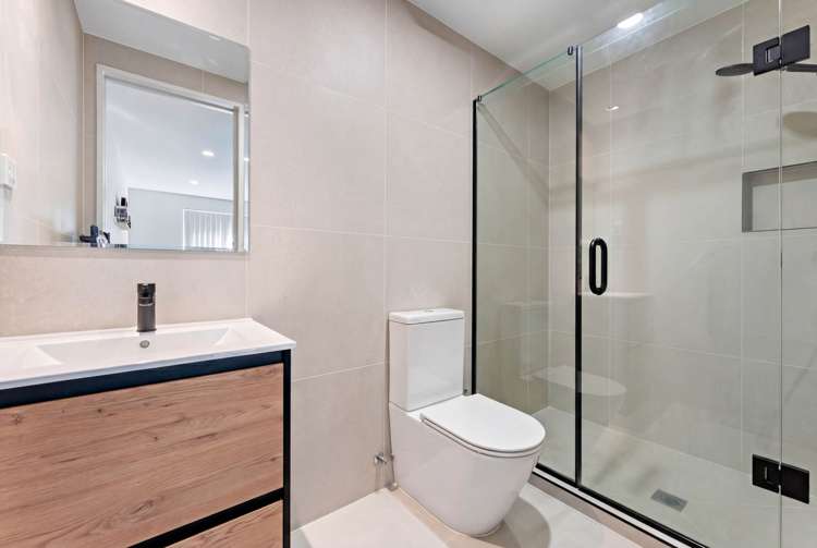 1358C Dominion Road Mt Roskill_12