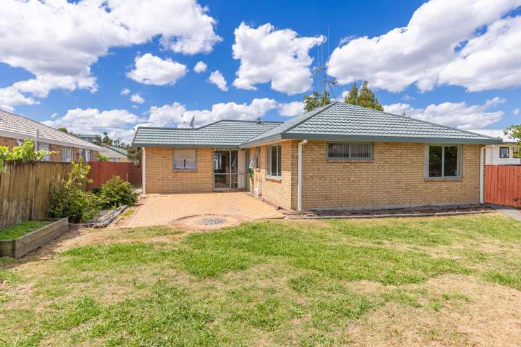 8a Lloyd Drive Nawton_18