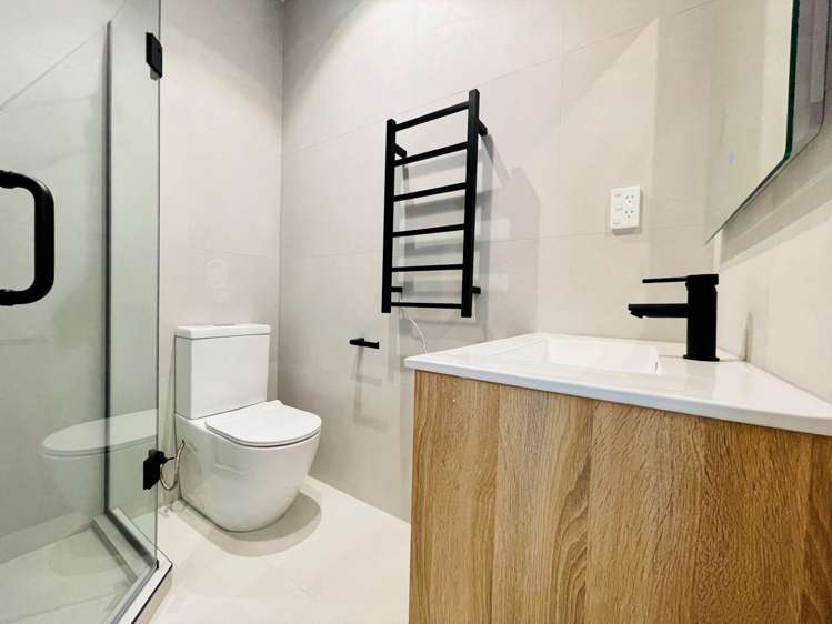 60 Horokaka Street Massey_9