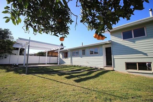 7 Elmes Place Matua_1