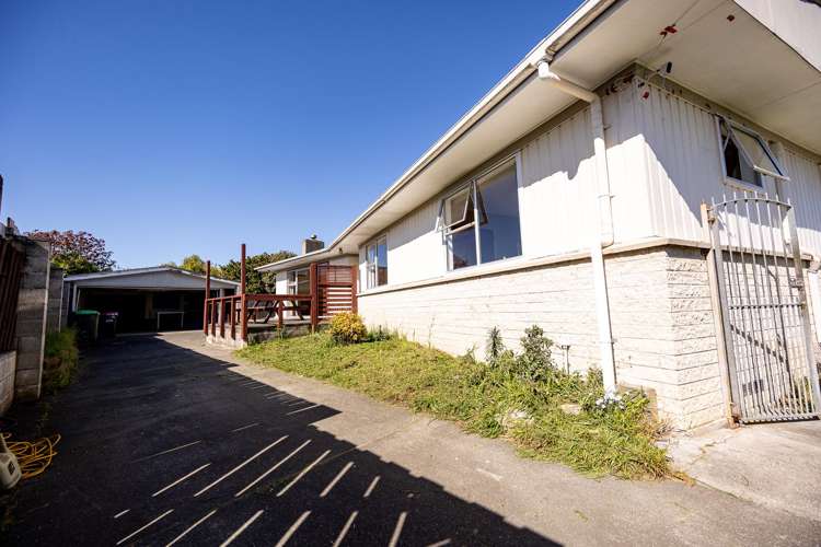 8 Foster Terrace Onekawa_12