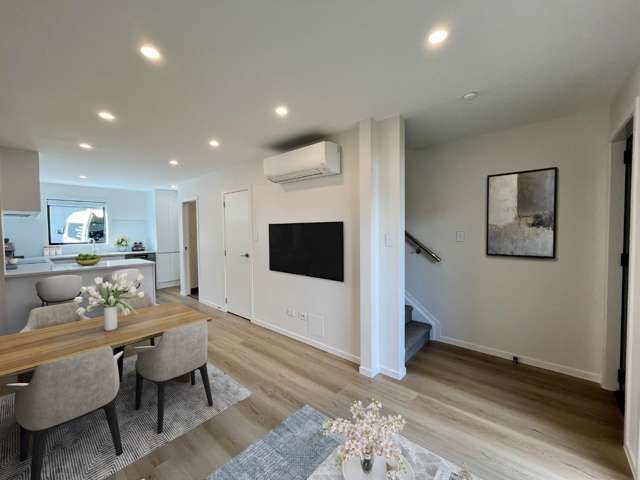 6/253 New Windsor Road 1733_4