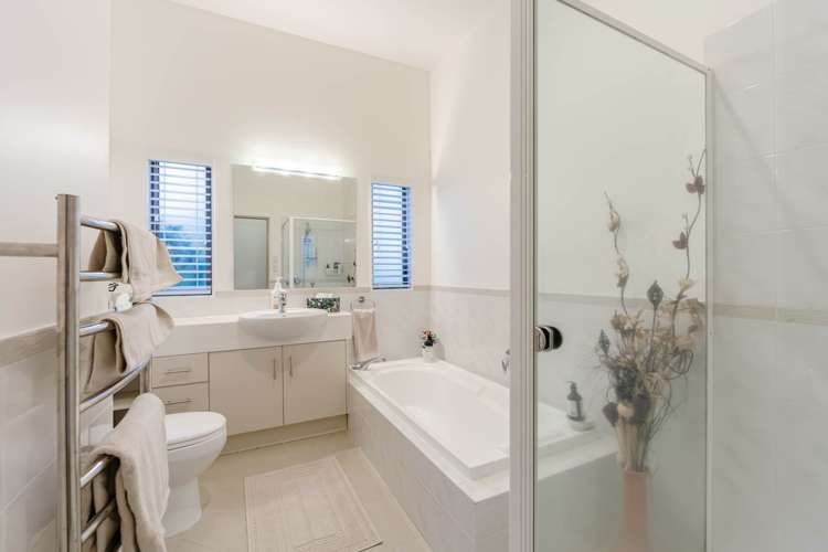 18 Oakford Park Crescent Greenhithe_9