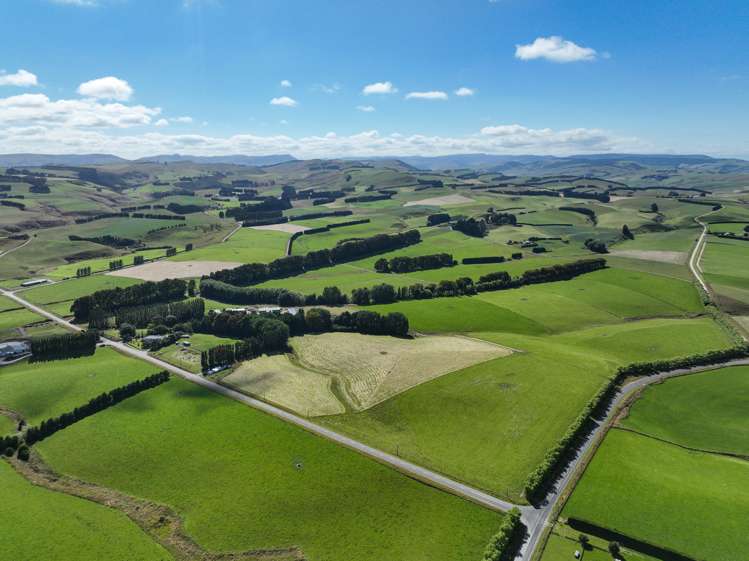 50 Mill Road Gore Surrounds_11