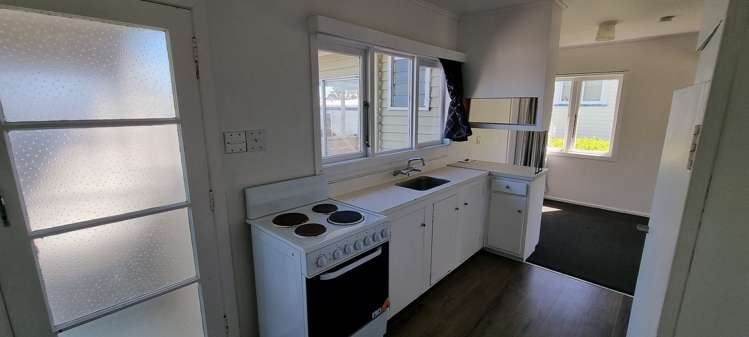 1/52 College Road Northcote_3