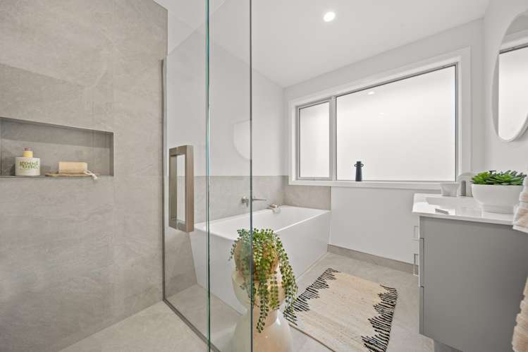 63 Sir Bob Charles Drive Masterton_10