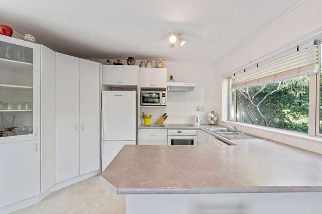 2/58 Florence Avenue Orewa_3