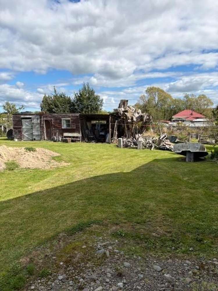 18, 20, 22 Lyne Street Nightcaps_15