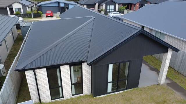 Modern and spacious Three Bedroom Home in Papamoa