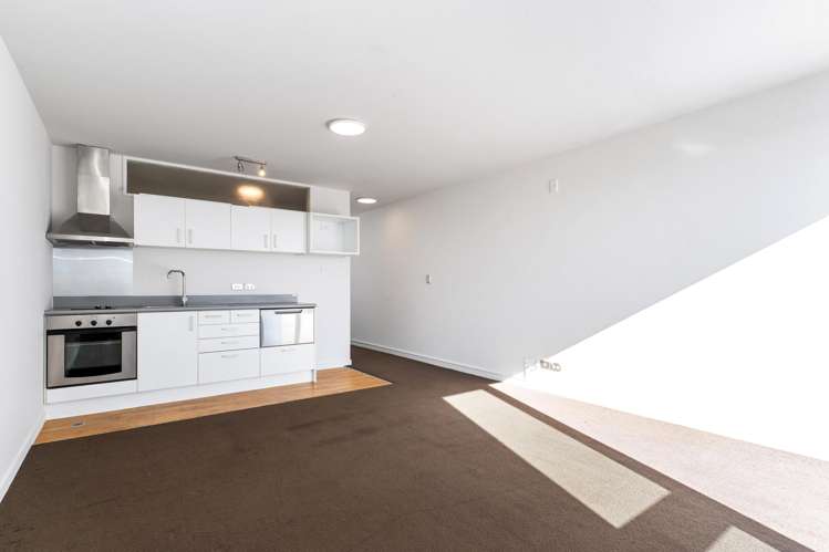 14/20 Stanmore Road_5